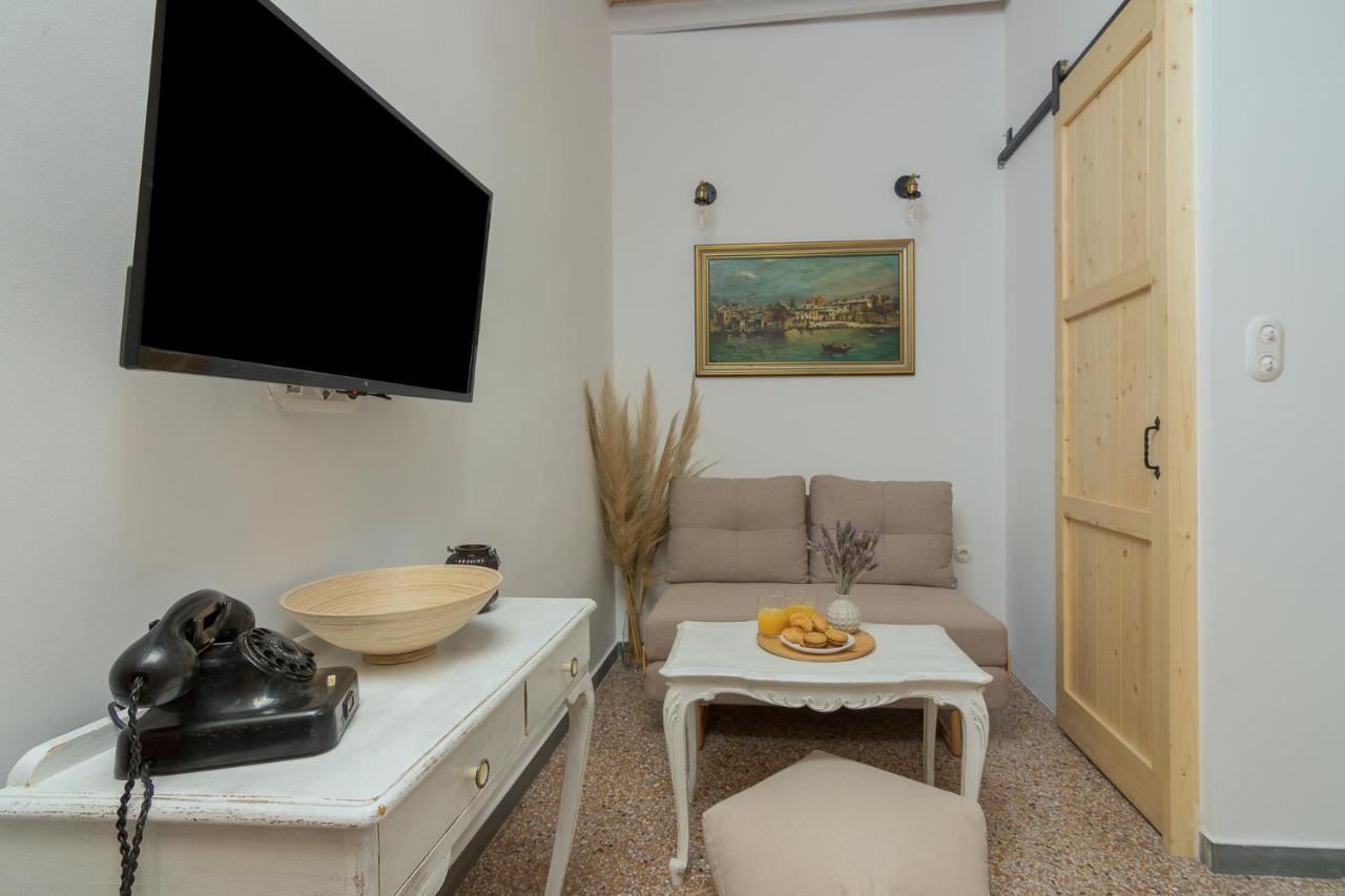 Vintage Loft Α In Monastiraki Apartment Athens Exterior photo